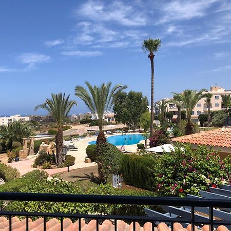 Kings Palace - Stylish 2 Bed Apartment With Sea Views Paphos Bagian luar foto