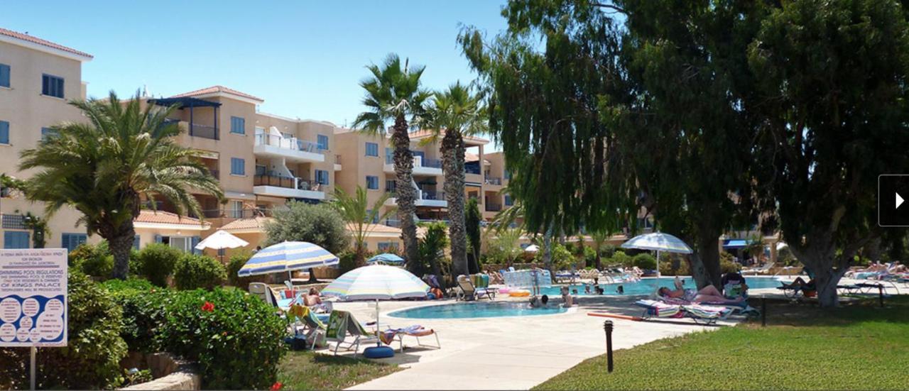 Kings Palace - Stylish 2 Bed Apartment With Sea Views Paphos Bagian luar foto