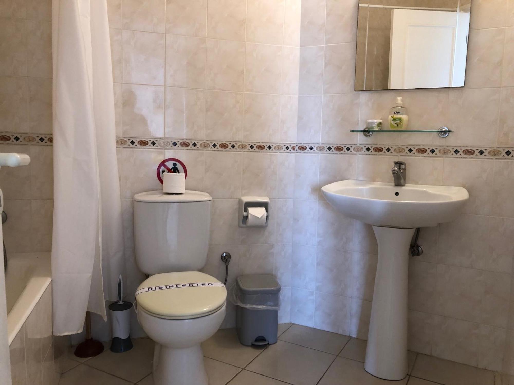 Kings Palace - Stylish 2 Bed Apartment With Sea Views Paphos Bagian luar foto