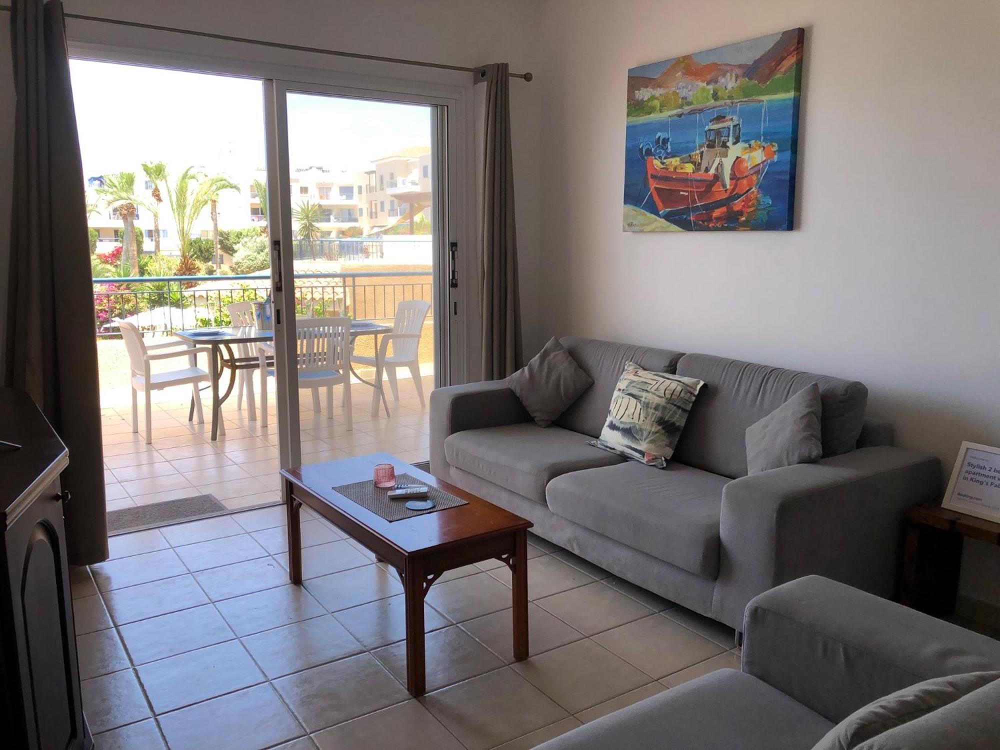 Kings Palace - Stylish 2 Bed Apartment With Sea Views Paphos Bagian luar foto