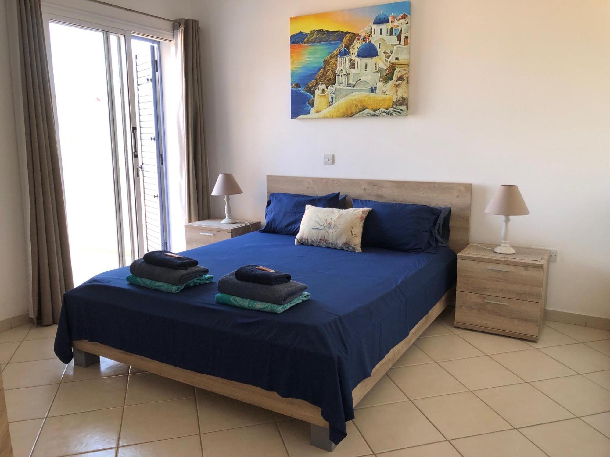Kings Palace - Stylish 2 Bed Apartment With Sea Views Paphos Bagian luar foto