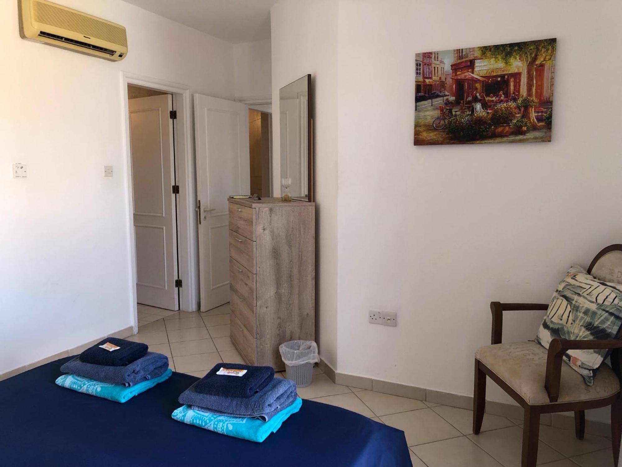 Kings Palace - Stylish 2 Bed Apartment With Sea Views Paphos Bagian luar foto