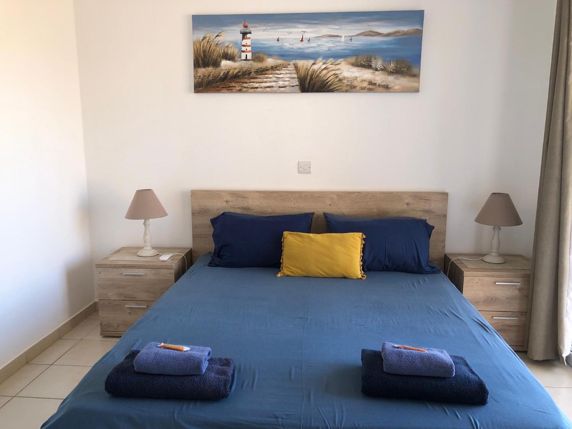 Kings Palace - Stylish 2 Bed Apartment With Sea Views Paphos Bagian luar foto